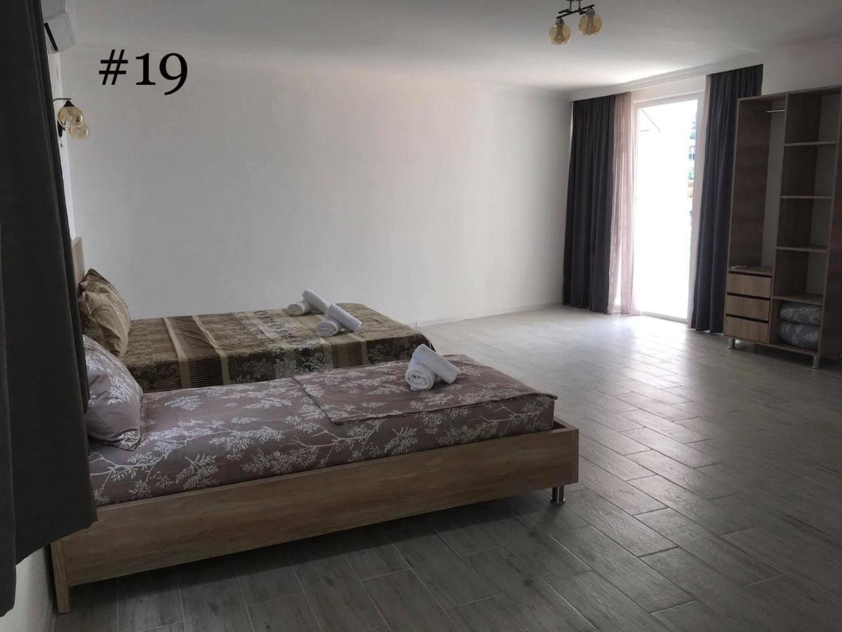 Rezo'S House Hotel Квариати Екстериор снимка