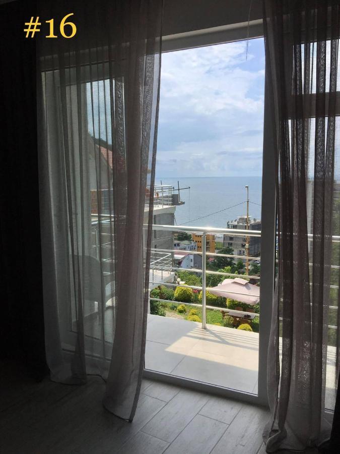 Rezo'S House Hotel Квариати Екстериор снимка